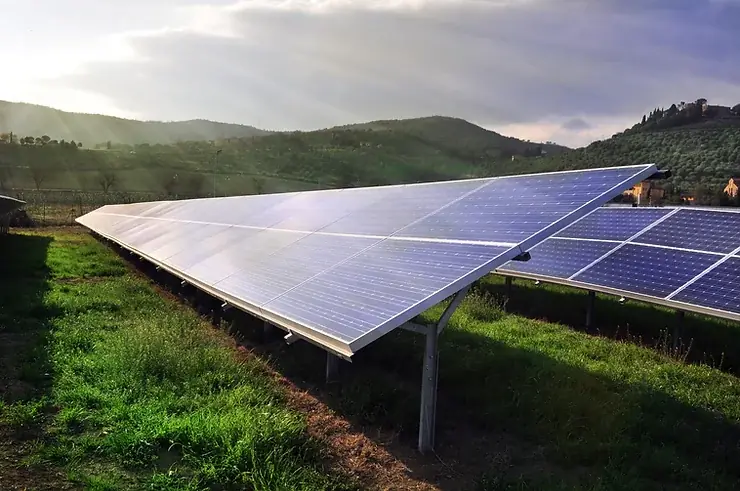 The Benefits of Alternative Living: Why More People are Choosing to Live Off the Grid