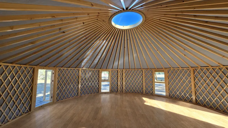 Tanya's 8m ORON interior with an oak floor